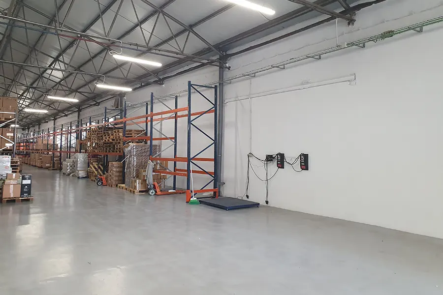 Pintura de naves industriales en Vilanova del Vallès